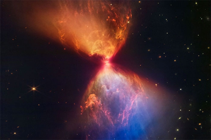 Picture 5 of Admire spectacular images of the universe through the James Webb telescope
