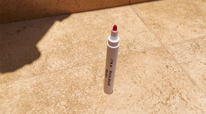 Picture 1 of Admire the rare phenomenon 'day without shadow'