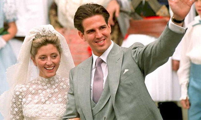 Picture 8 of Admire the wedding dresses of the world's royals