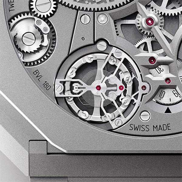 Picture 6 of Admire the world's thinnest mechanical watch