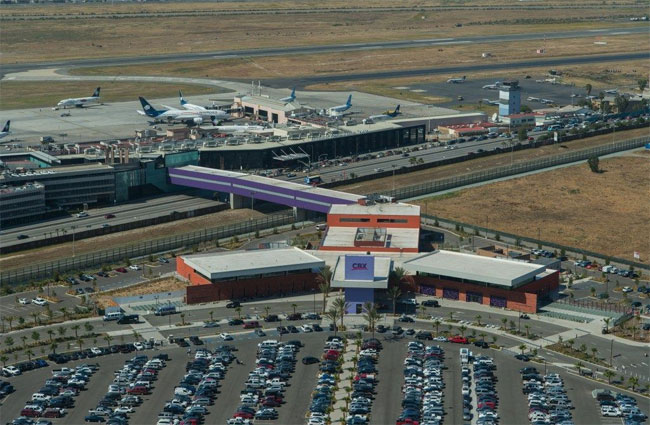 Picture 6 of Airports serving two countries at the same time