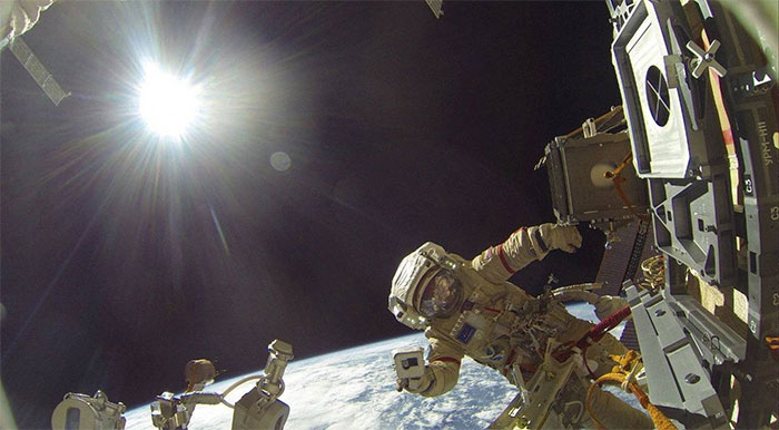 Picture 6 of Amazing Phenomenon in Space: Why is the International Space Station Rusting?