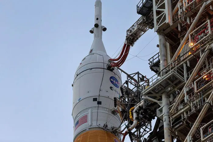 America's 2,875-ton 'machine' on the launch pad: Beating Saturn V, becoming the most powerful rocket in the world Picture 15