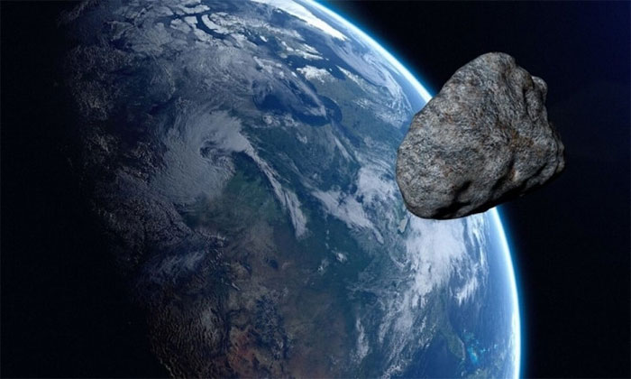 An asteroid the size of a bus will reach Earth in early 2022 Picture 1