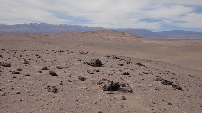 Picture 3 of Ancient comet explosion turned the world's driest desert into glass