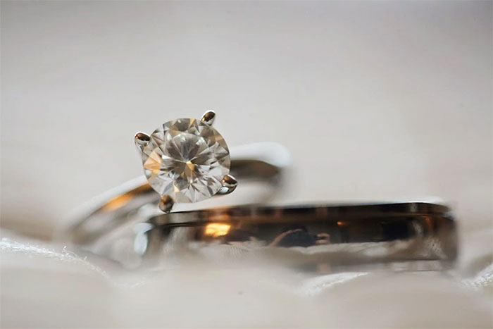 Picture 3 of Are diamonds really eternal?