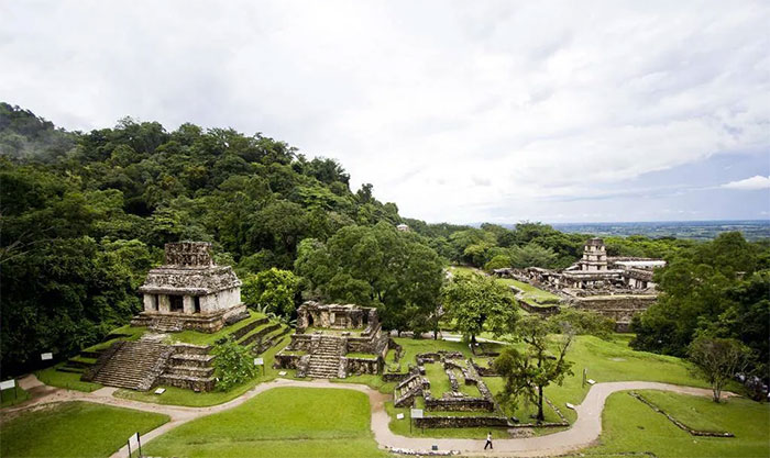 Picture 1 of Are the Mayan ancestors really aliens?