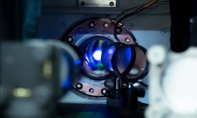 Picture 1 of Atomic clocks are off by just one second every nearly 40 billion years