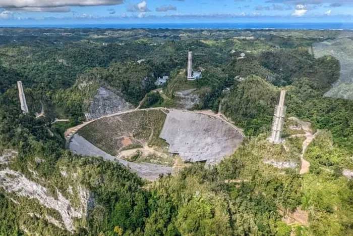 Picture 1 of Before it collapsed, the observatory received a strange signal 'from the dead'