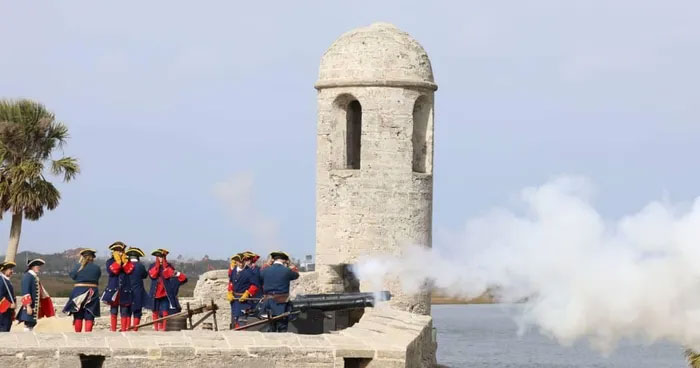 Castillo de San Marcos - A special 'cannon-swallowing' fortress in the US Picture 9