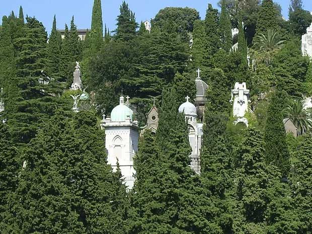 Cemetery in Italy with haunted art architecture, attracting tourists around the world because it is so impressive Picture 2
