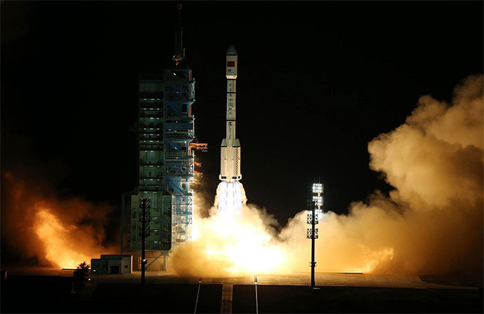 Picture 1 of China conquers space: Towards a great power!