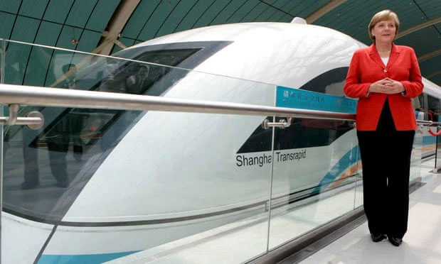 Picture 3 of China plans to spend 200 billion USD to build an underwater train line, reaching the United States in just 2 days