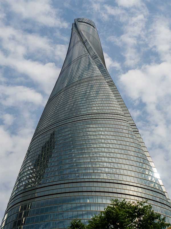Picture 4 of China spends $14.8 billion to build record-high building but is said to be 'unreal'