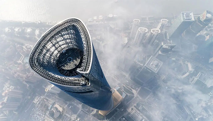 Picture 5 of China spends $14.8 billion to build record-high building but is said to be 'unreal'