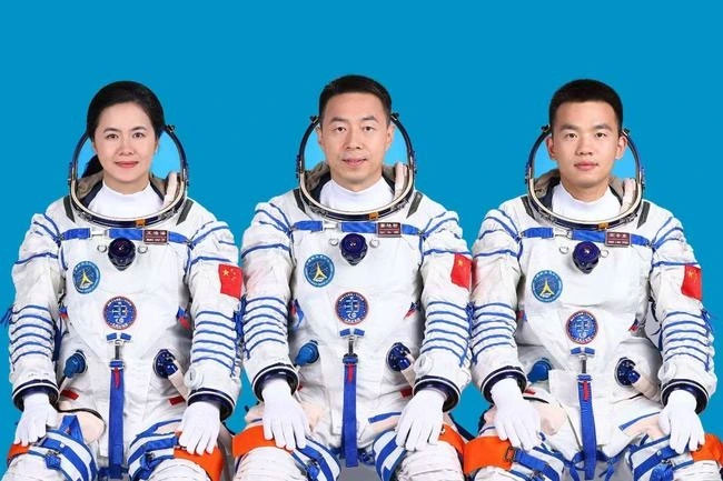 Picture 1 of China will launch Shenzhou-19 spacecraft early morning October 30
