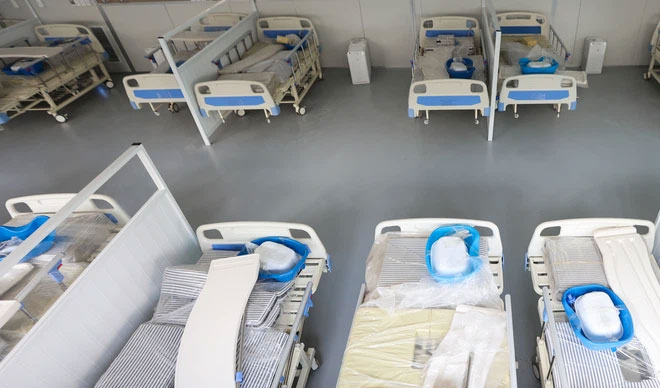Picture 7 of Close-up of modern equipment and machinery inside the largest Covid-19 field hospital in Hanoi