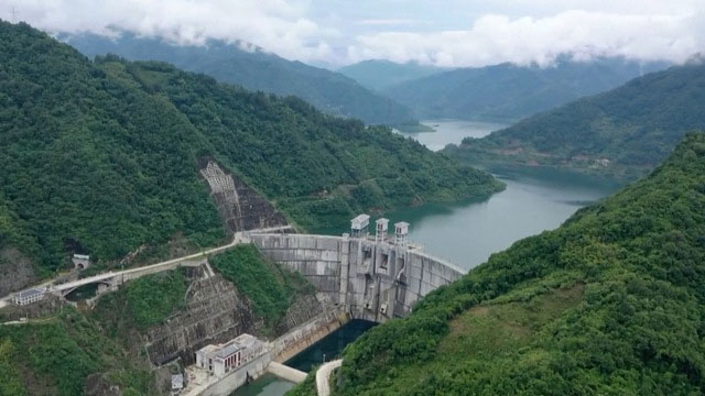 Picture 2 of Close-up of the $7 billion cross-mountain project connecting two rivers in China