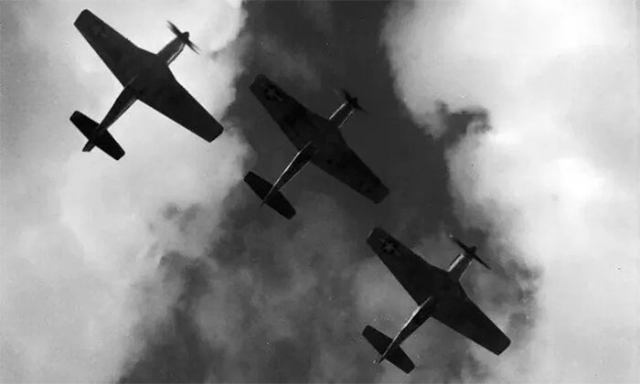 Picture 1 of Decipher the mysteries that surround the event: American pilots 'fight' with aliens