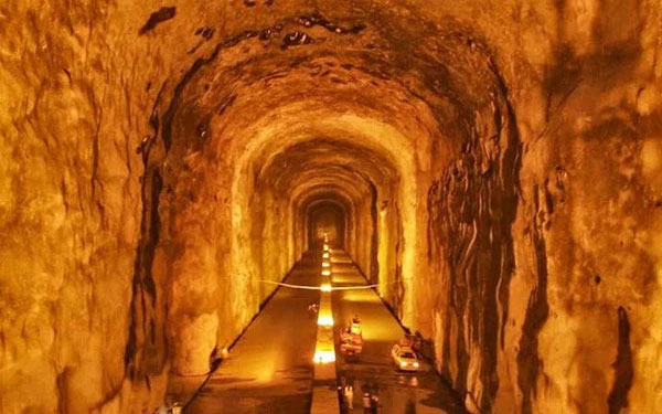 Deep in the US underground has more than half a billion barrels of oil: Only 'survive' 1 month if something happens! Picture 1