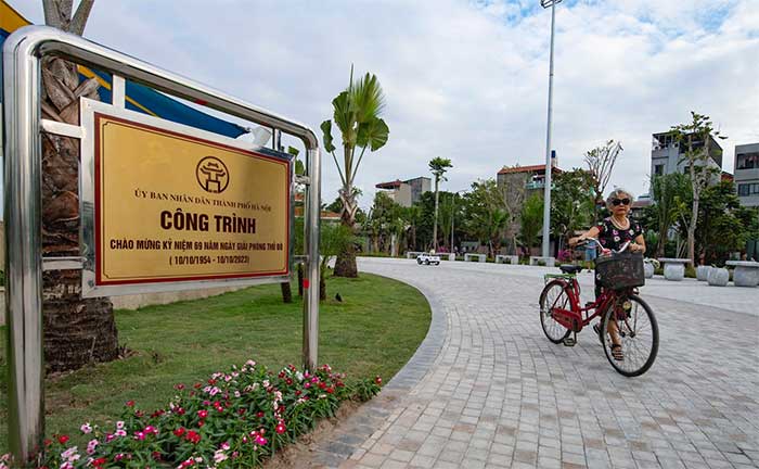 Picture 3 of Discover the new park worth nearly 200 billion VND in Long Bien district