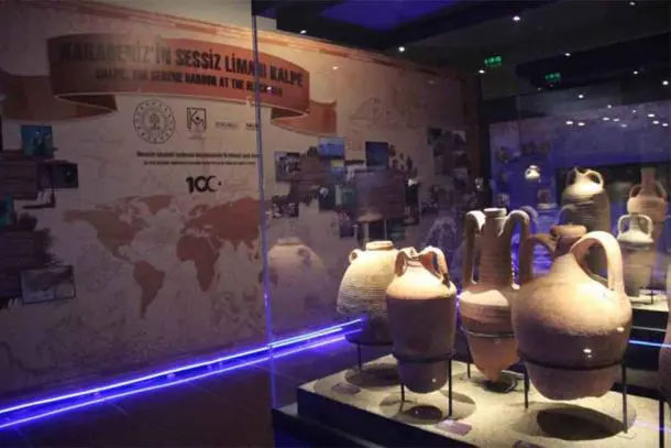 Picture 2 of Discovered a 2,400-year-old harbor buried under the Black Sea