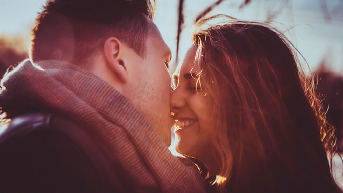 Picture 2 of Diseases that can be transmitted through kissing