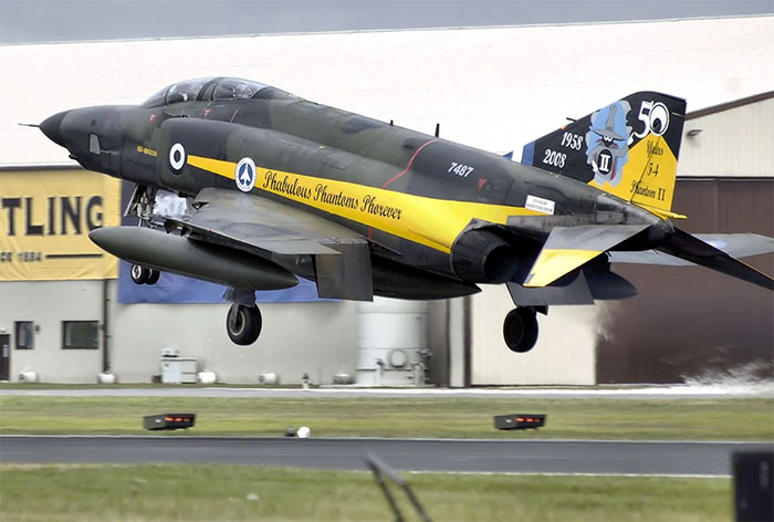 Picture 7 of Eighty-year history of American jet fighters