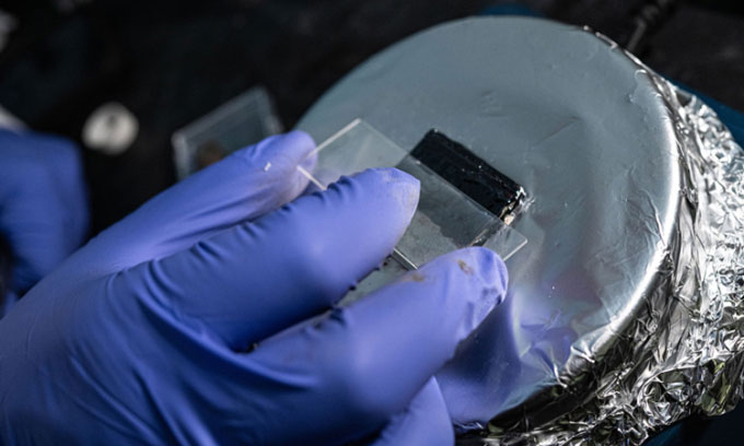 Picture 1 of Expert team develops self-healing anti-rust coating