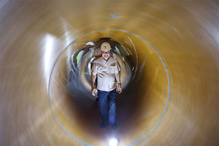 Picture 9 of Explore the 'giant' underground sewer line under the To Lich riverbed