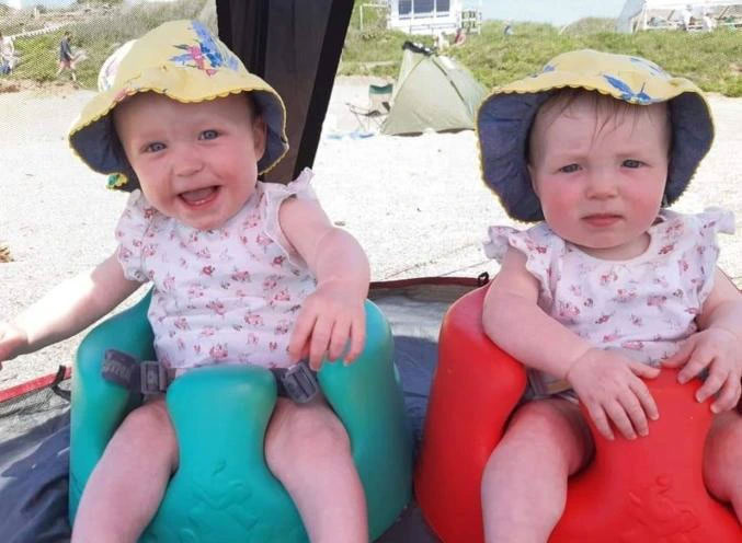 Giving birth to twins, the mother was shocked to learn the truth, there were only 10 cases in human history. Picture 5