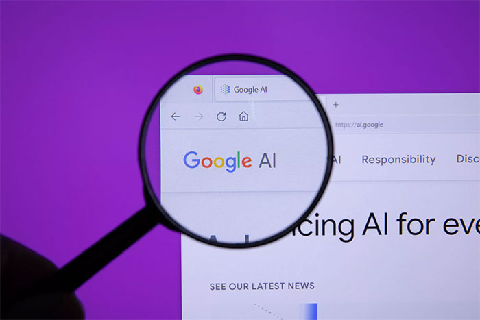 Picture 1 of Google introduces AI-based search engine: The threat of websites