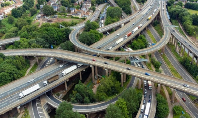 Picture 1 of Gravelly Hill - The most complex 'pasta' intersection on the planet