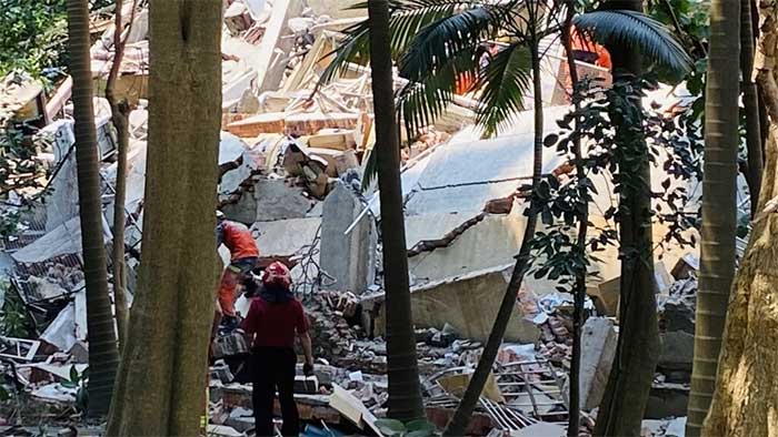 Picture 5 of Houses tilted and mountains collapsed during the Taiwan earthquake