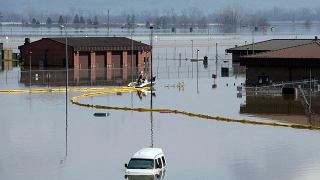 How bad was the flooding in the Pacific Northwest? Picture 9