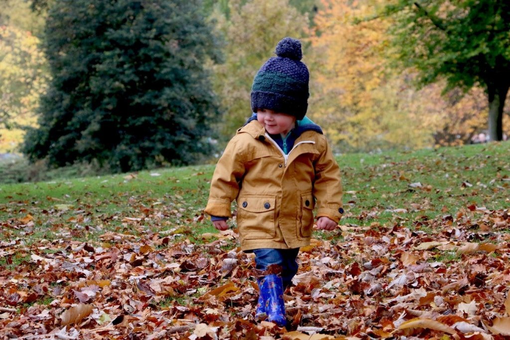 How is the child's worldview different from that of an adult? Picture 1