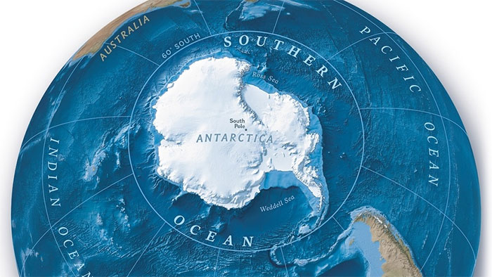 Picture 2 of How many oceans are there on earth?