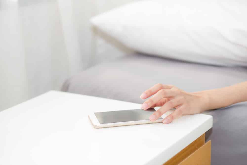 Picture 2 of How many uses of 'airplane mode' do you know on smartphones?