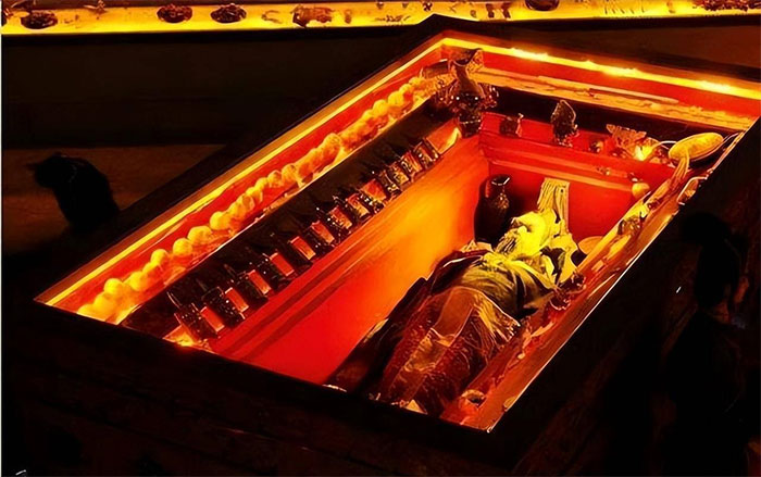 Picture 1 of How much mercury is in the tomb of Qin Shi Huang?
