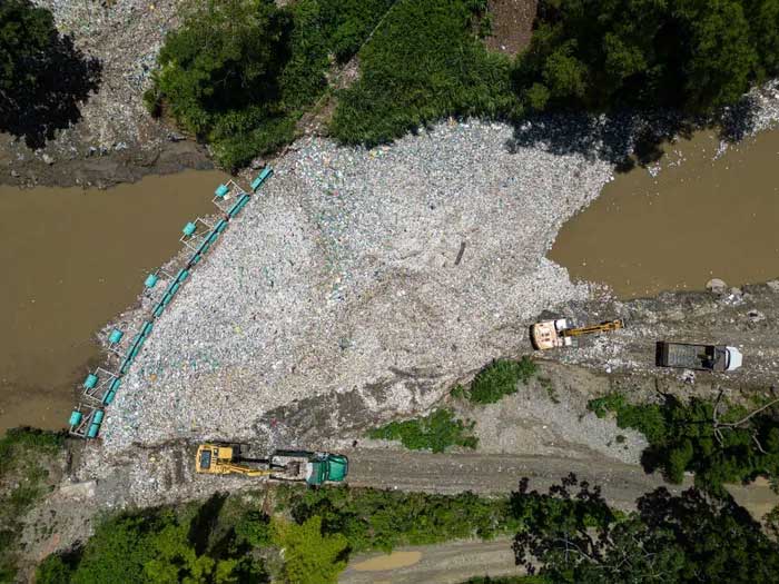 Picture 7 of How was the world's dirtiest river saved?