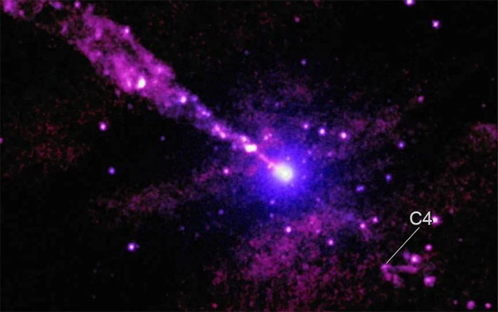 Picture 1 of Image discovered recording a black hole jet colliding with a mysterious object