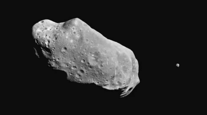 Picture 20 of Interesting things about the moons in the Solar System
