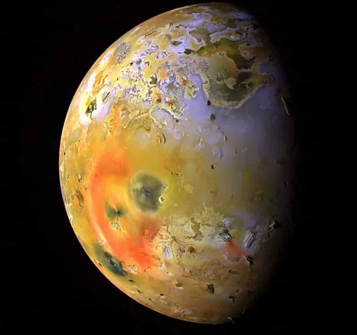 Picture 8 of Interesting things about the moons in the Solar System