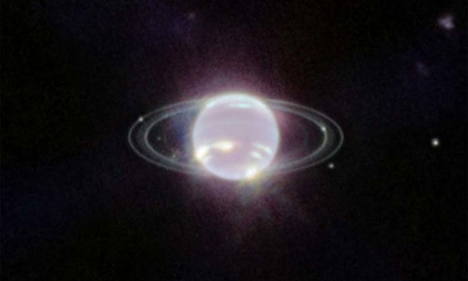 James Webb Space Telescope Gets Clearest Image of Neptune in 32 Years Picture 1