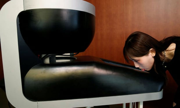 Picture 1 of Japan develops TV screen to help users taste food