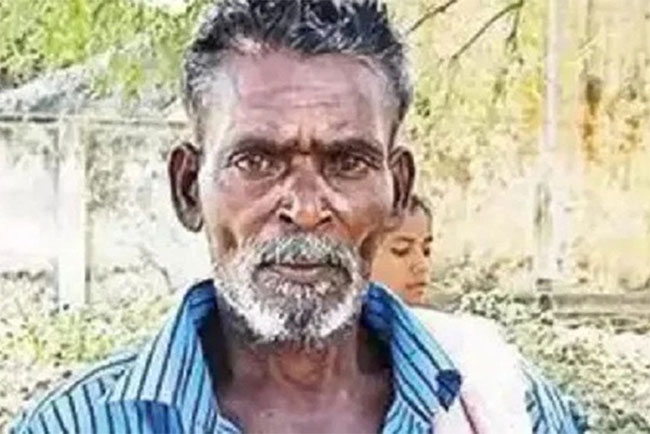 Just buried for a few days, the 'deceased' man suddenly returned Picture 1