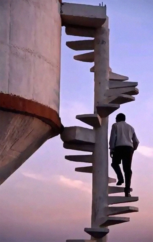 Picture 8 of 'Legs and feet go limp' with the 'death' stairs that few dare to climb