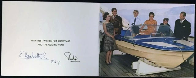 Let's look back at the British Royal Family's Christmas card series over the past 100 years Picture 3