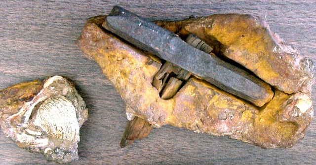 Picture 2 of London Hammer: The mystery of the ancient hammer or an elaborate hoax?