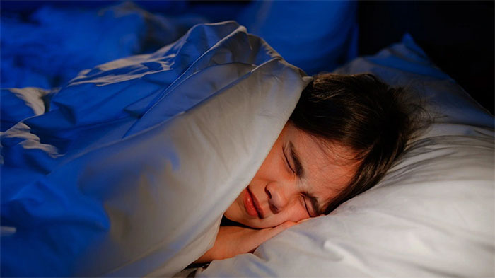 Picture 1 of Loneliness makes us prone to nightmares